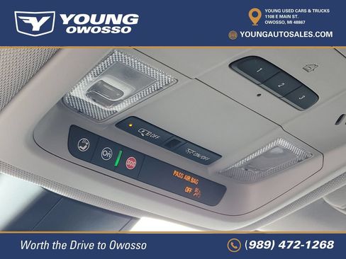 Used 2024 Chevrolet Blazer LT w/ Convenience Package FWD image 30