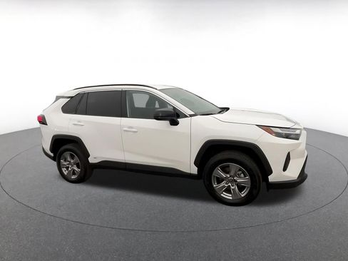 Used 2025 Toyota RAV4 LE image 2