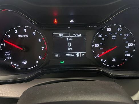 Used 2024 Chevrolet Trax LS w/ Driver Confidence Package FWD image 27