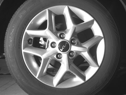Used 2025 Kia Soul LX w/ LX Technology Package FWD image 15