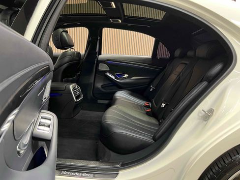 Used 2018 Mercedes-Benz S 450 Sedan image 26
