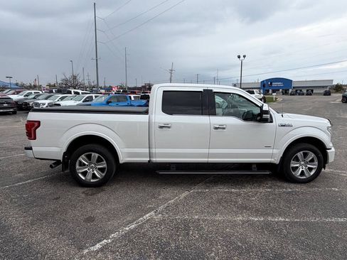 Used 2017 Ford F150 Platinum w/ Equipment Group 701A Luxury AWD/4WD image 6