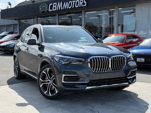 Used 2022 BMW X5 xDrive45e w/ Climate Comfort Package AWD/4WD image 2