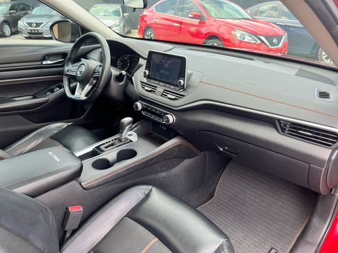 Used 2019 Nissan Altima 2.5 SR w/ SR Premium Package FWD image 27