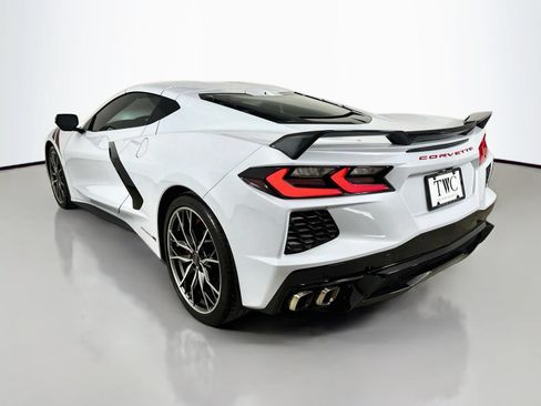 Used 2023 Chevrolet Corvette Stingray Premium Cpe w/ Z51 Performance Package RWD image 7