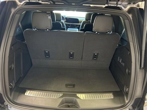 Used 2025 Chevrolet Tahoe Z71 w/ Z71 Off-Road Package image 33