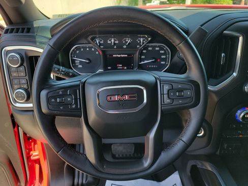 Certified 2021 GMC Sierra 1500 AT4 w/ AT4 Value Package AWD/4WD image 30