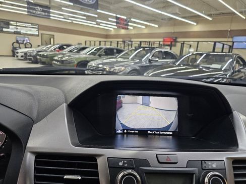 Used 2015 Honda Odyssey EX-L image 32