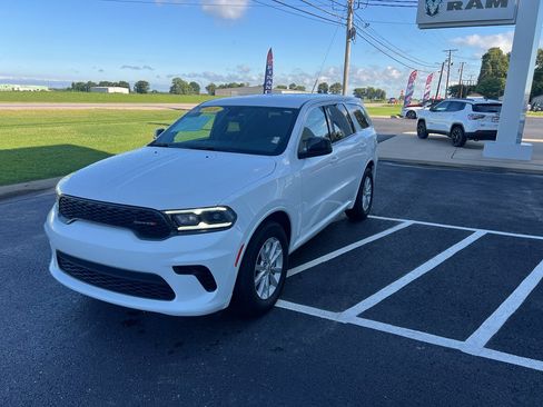 Used 2026 Dodge Durango GT RWD image 3
