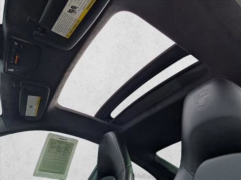 Used 2017 Porsche 911 Carrera image 25