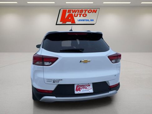 Used 2023 Chevrolet TrailBlazer LT image 4