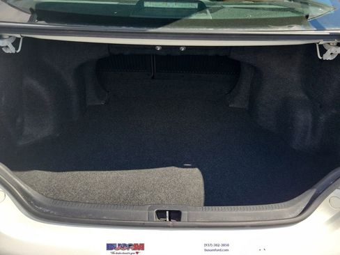 Used 2014 Toyota Camry SE w/ Leather Package FWD image 6