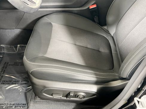 Used 2023 Jeep Grand Cherokee Laredo w/ Luxury Tech Group I image 18