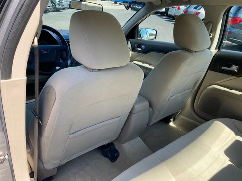 Used 2009 Ford Fusion SE FWD image 20
