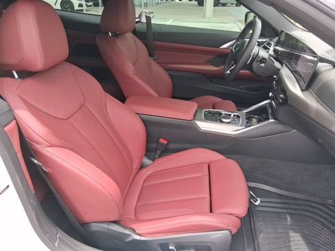 Used 2026 BMW 430i xDrive Coupe w/ M Sport Package AWD/4WD image 17