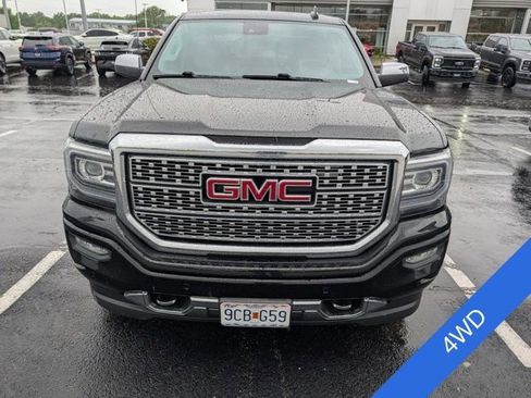 Used 2018 GMC Sierra 1500 Denali w/ Denali Ultimate Package AWD/4WD image 2