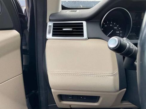 Used 2017 Land Rover Discovery Sport HSE AWD/4WD image 34