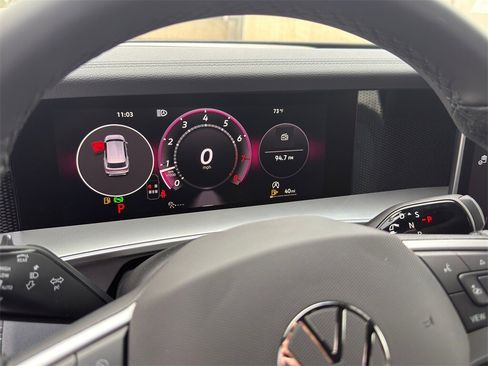 New 2026 Volkswagen Tiguan SE R-Line image 14