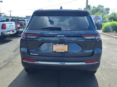 Certified 2023 Jeep Grand Cherokee Limited AWD/4WD image 6