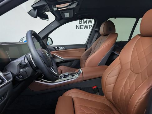 New 2026 BMW X5 xDrive40i w/ Premium Package AWD/4WD image 2