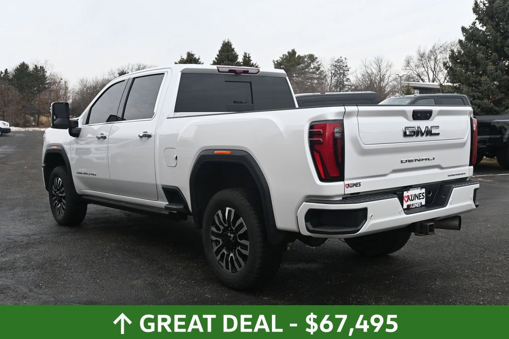 Used 2024 GMC Sierra 3500 Denali Ultimate AWD/4WD image 11