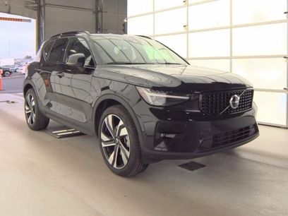 Certified 2025 Volvo XC40 B5 Plus