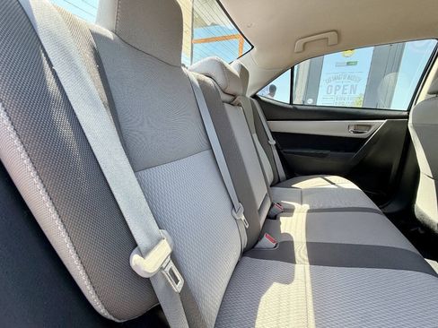 Used 2018 Toyota Corolla LE FWD image 22