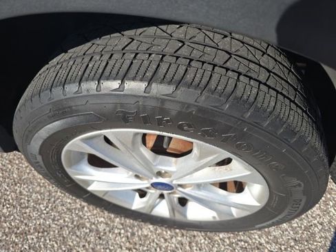 Used 2017 Ford Escape SE image 7