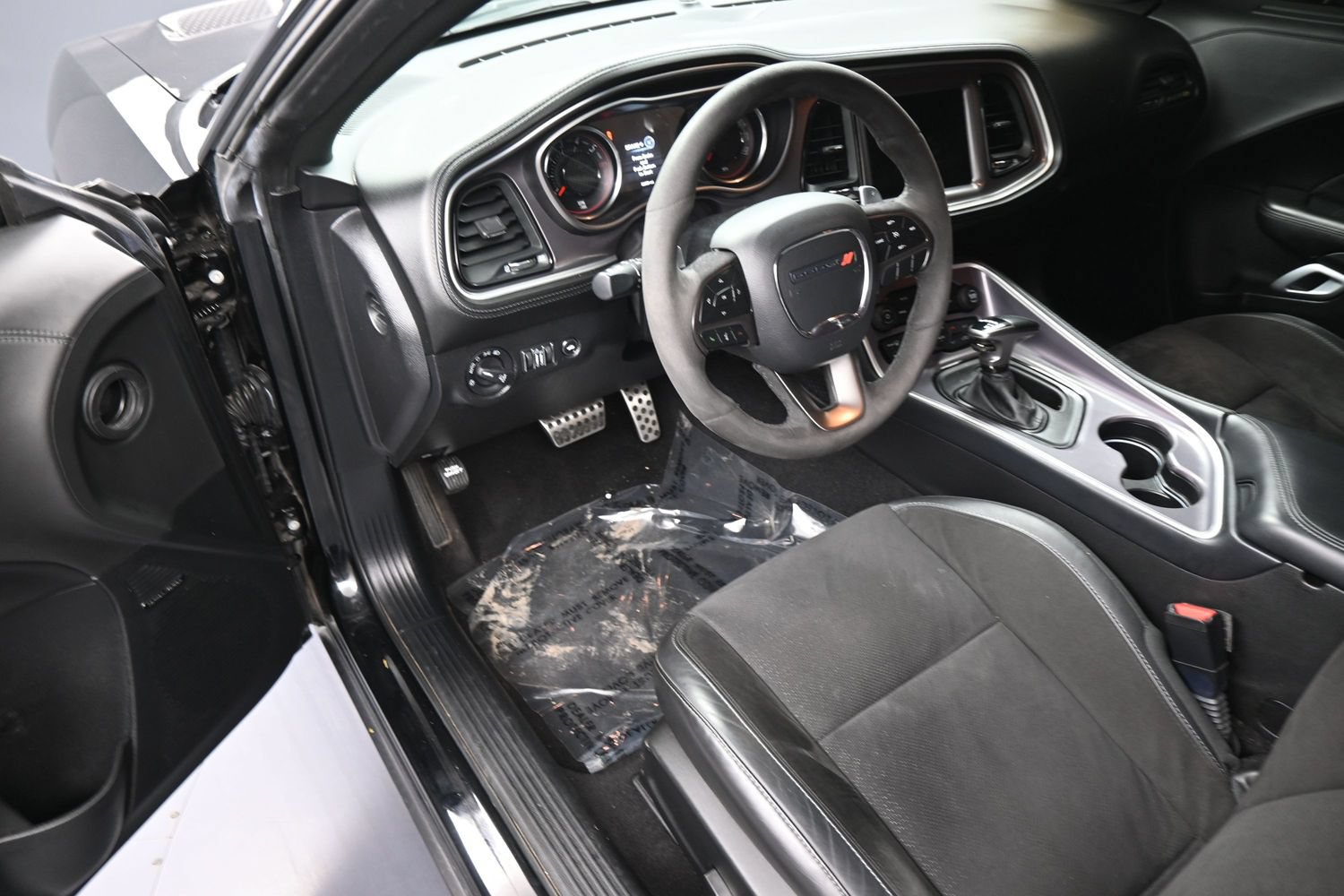 Used 2021 Dodge Challenger R/T Scat Pack RWD image 12