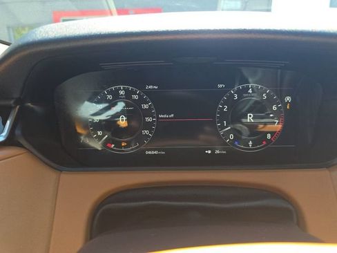 Used 2019 Land Rover Range Rover Velar R-Dynamic HSE AWD/4WD image 16