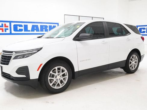 Used 2024 Chevrolet Equinox LS w/ Driver Confidence II Package FWD image 34