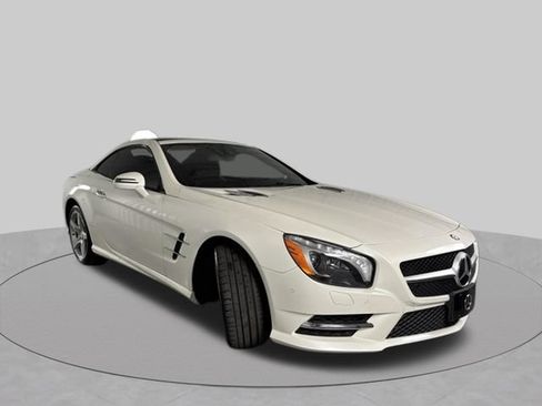 Used 2015 Mercedes-Benz SL 400 image 4