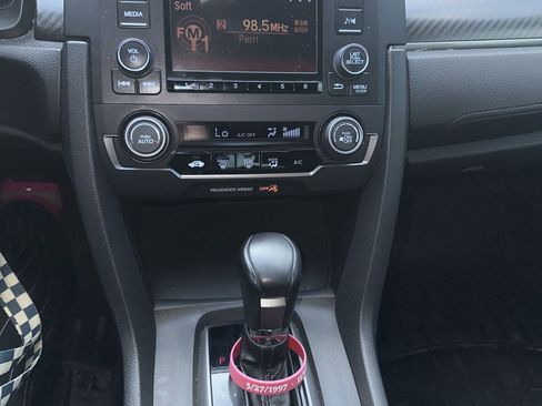 Used 2017 Honda Civic Sport image 3