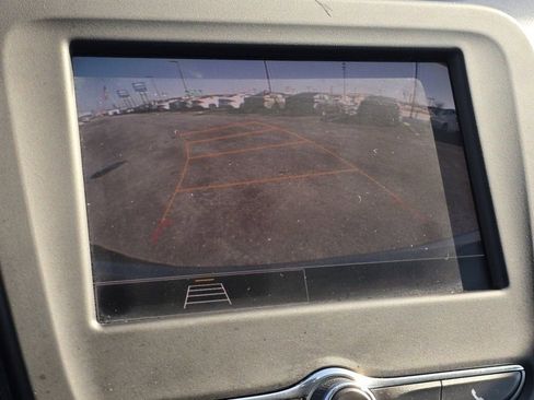 Used 2024 Chevrolet Equinox LT image 5