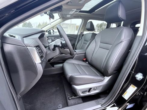 New 2026 Nissan Rogue SV AWD/4WD image 10