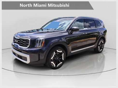Used 2025 Kia Telluride S FWD image 1