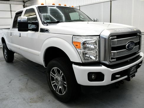 Used 2014 Ford F250 Platinum w/ FX4 Off-Road Package image 7