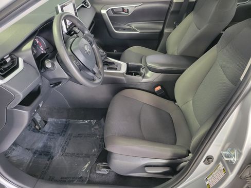 Used 2024 Toyota RAV4 LE image 11