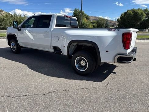 Used 2026 Chevrolet Silverado 3500 LT w/ All Star Edition AWD/4WD image 5