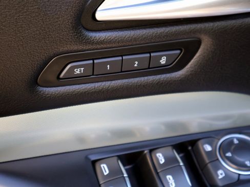 Used 2023 Cadillac XT4 Premium Luxury image 22