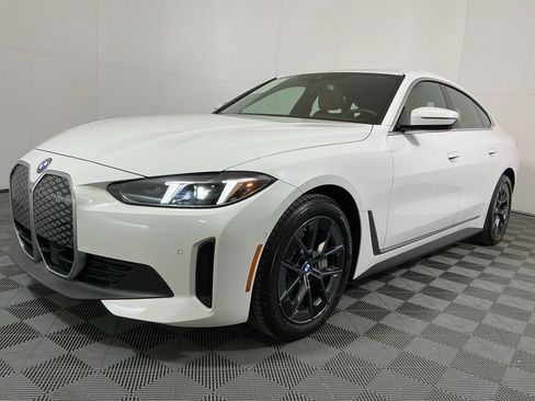 Used 2025 BMW i4 eDrive40 w/ Parking Assistance Package image 2