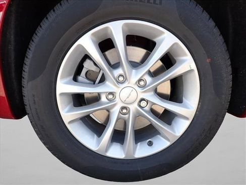 New 2027 Chrysler Pacifica Select AWD/4WD image 7