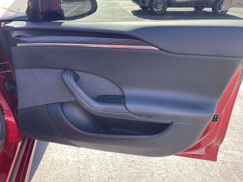 Used 2024 Tesla Model S image 26