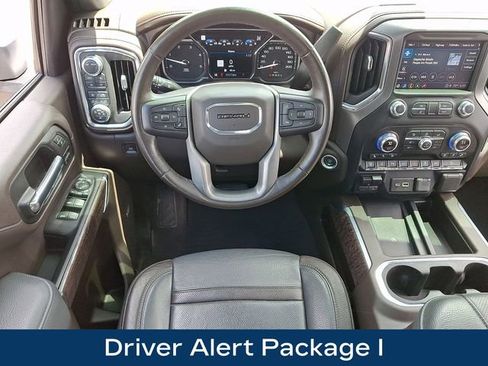 Used 2022 GMC Sierra 2500 Denali AWD/4WD image 3