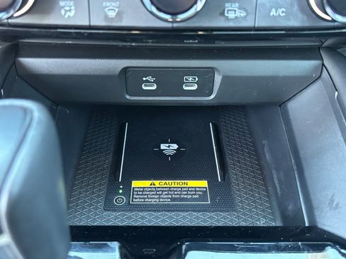 Used 2023 Honda Accord Touring image 27