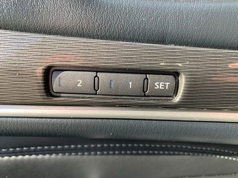 Used 2017 INFINITI QX60 AWD w/ Premium Plus Package image 15