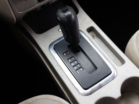 Used 2012 Ford Escape XLT FWD image 39