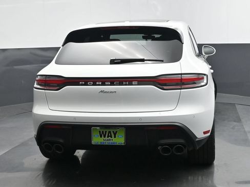 Used 2025 Porsche Macan AWD/4WD image 29