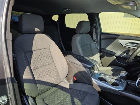 Used 2019 Chevrolet Blazer LT FWD image 20