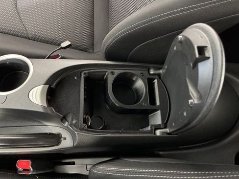 Used 2020 Nissan 370Z Coupe image 30